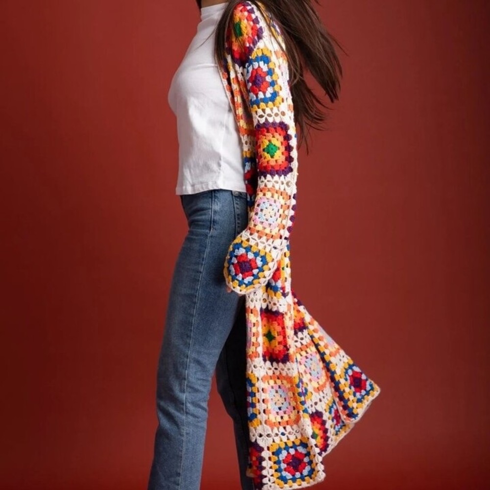 Saachi GRANNY SQUARE CROCHET KIMONO